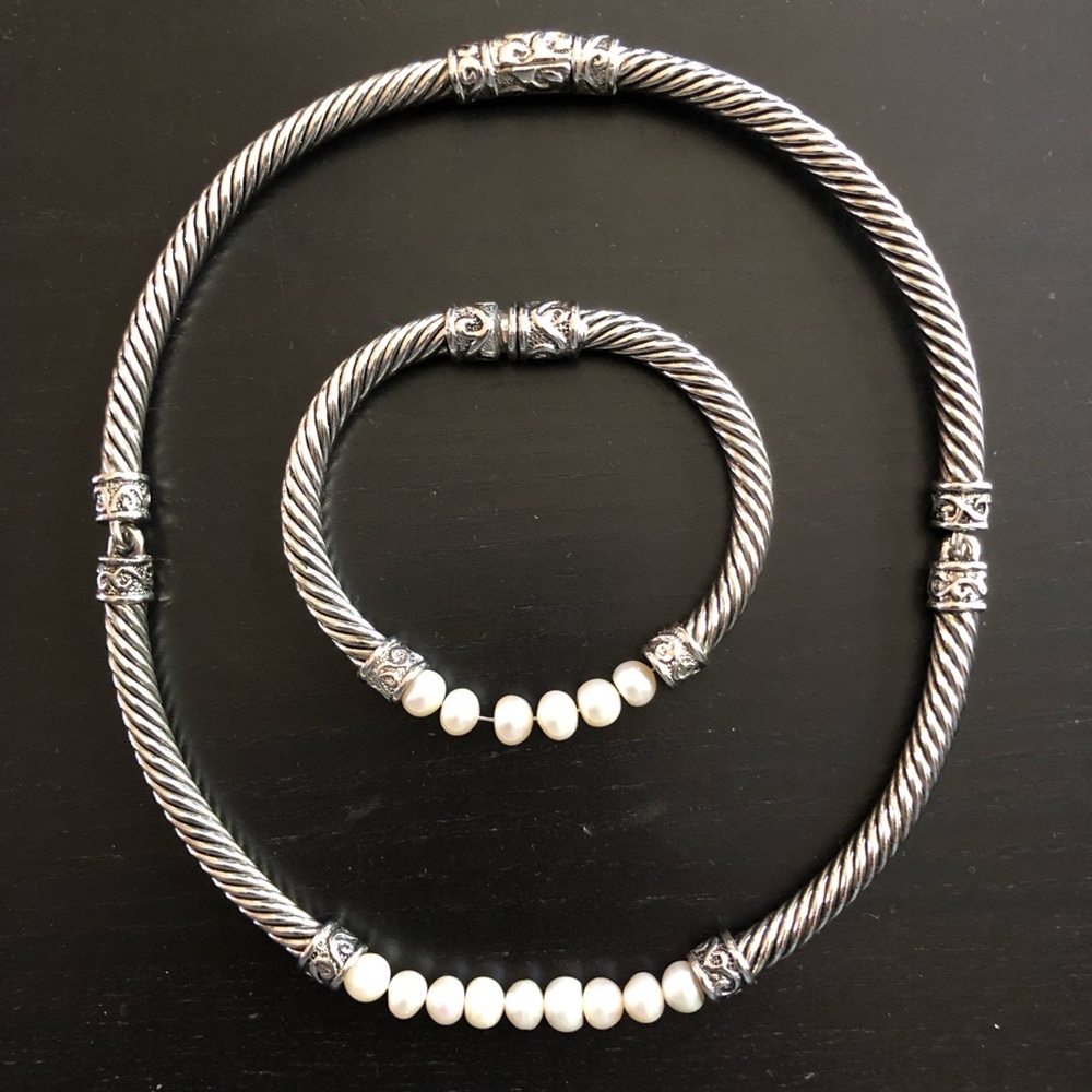 Silver and Pearl Necklace/Bracelet Set